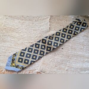 Gianni Versace Medusa Gold Men's Tie